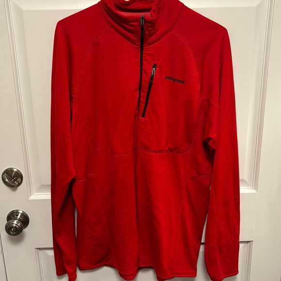 Patagonia Other - Men’s Patagonia quarter zip
